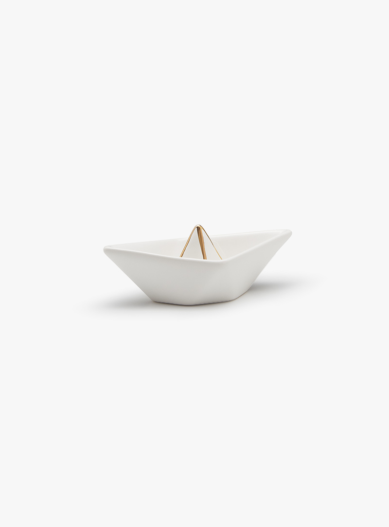 boat-shaped ornament